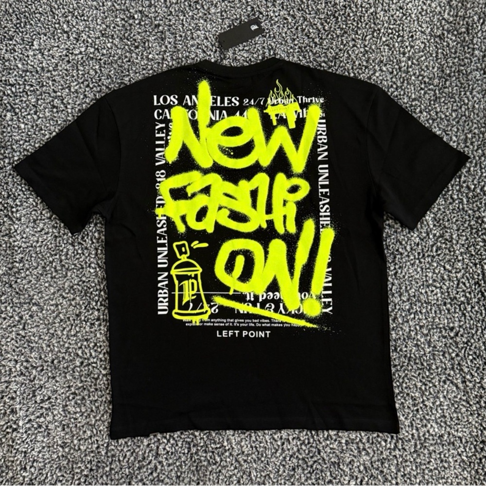 Men’s Left Point T-Shirt, Puff Print, Black, NWT